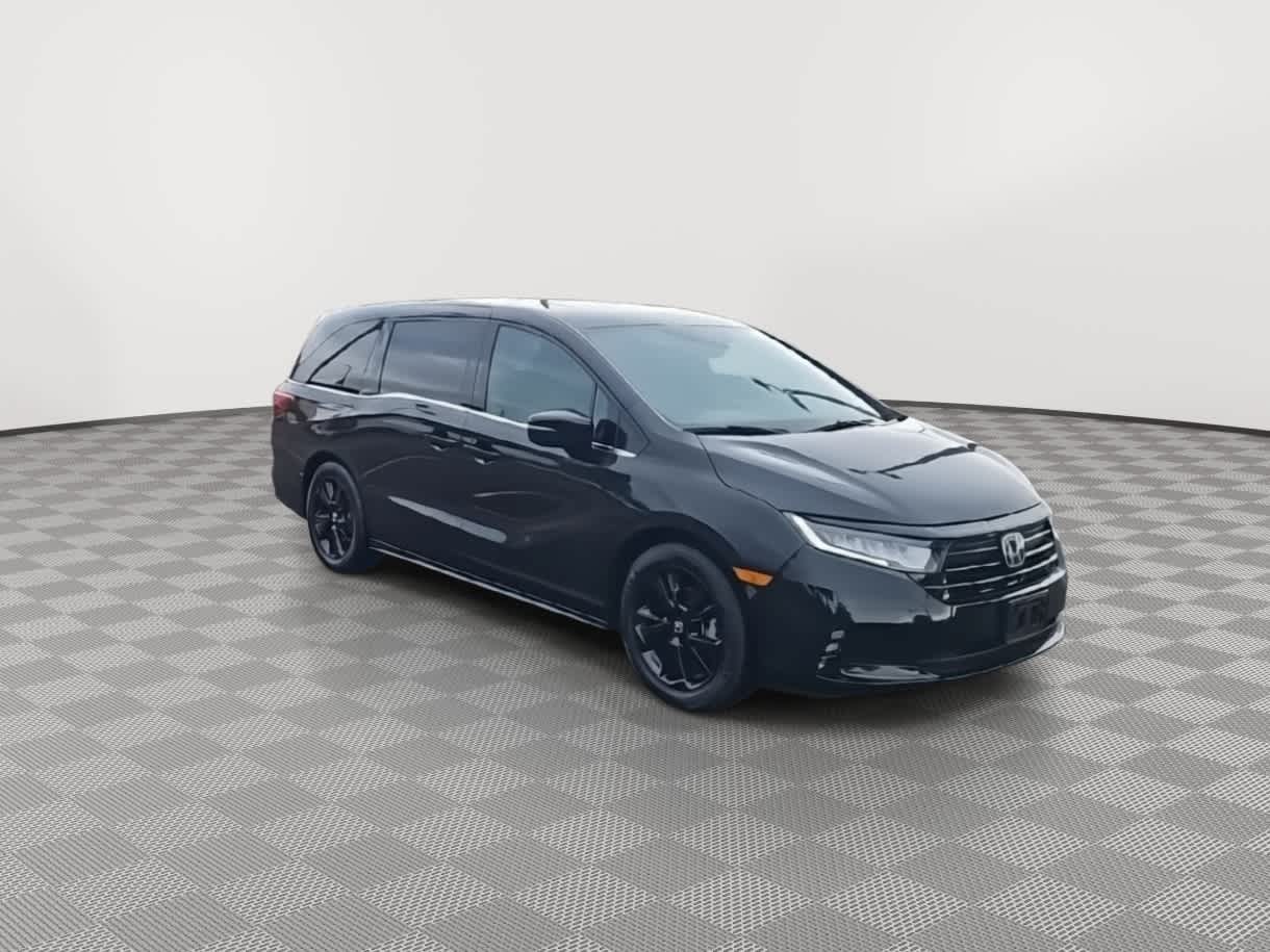 Thumbnail: 2023 Honda Odyssey - 2