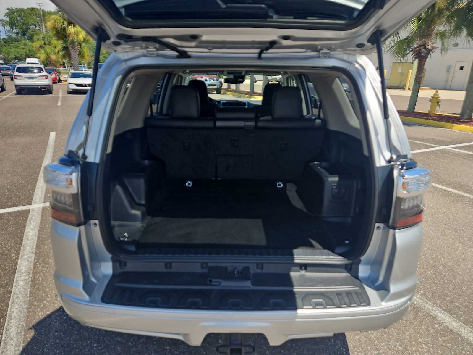 Thumbnail: 2022 Toyota 4Runner - 20
