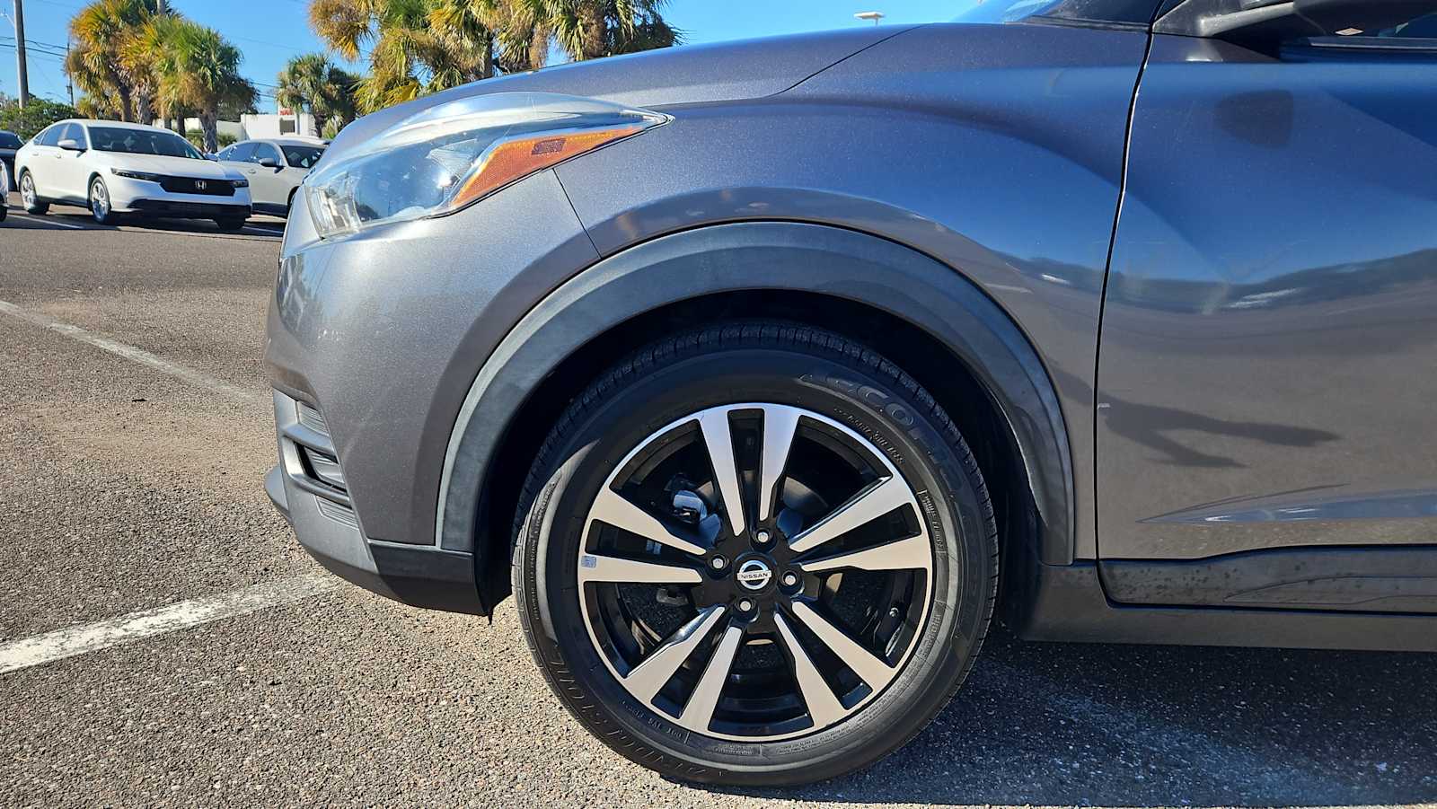 Thumbnail: 2019 Nissan Kicks - 18