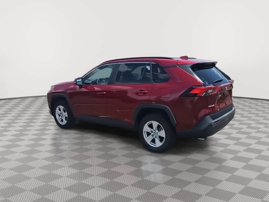 Thumbnail: 2020 Toyota RAV4 - 6