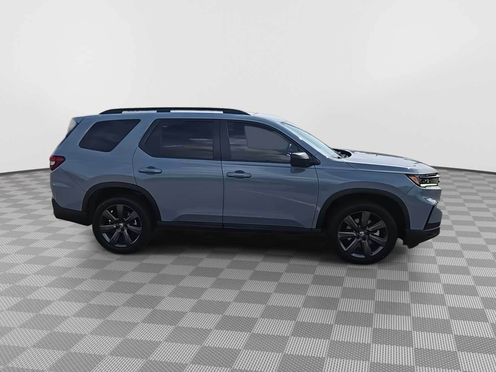 Thumbnail: 2025 Honda Pilot - 9