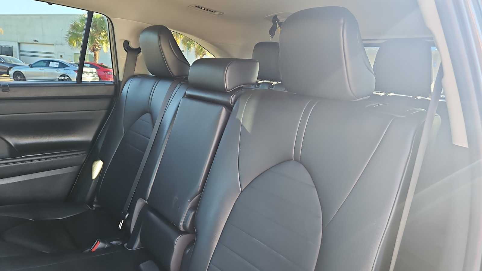 Thumbnail: 2023 Toyota Highlander - 26