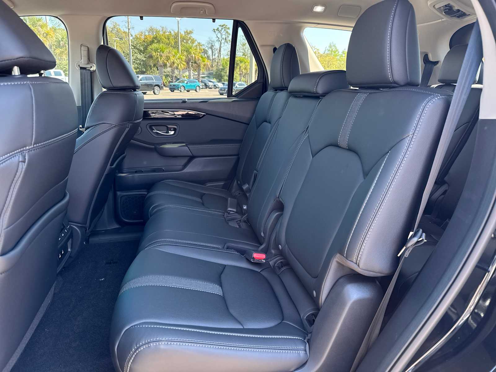 Thumbnail: 2026 Honda Pilot - 25