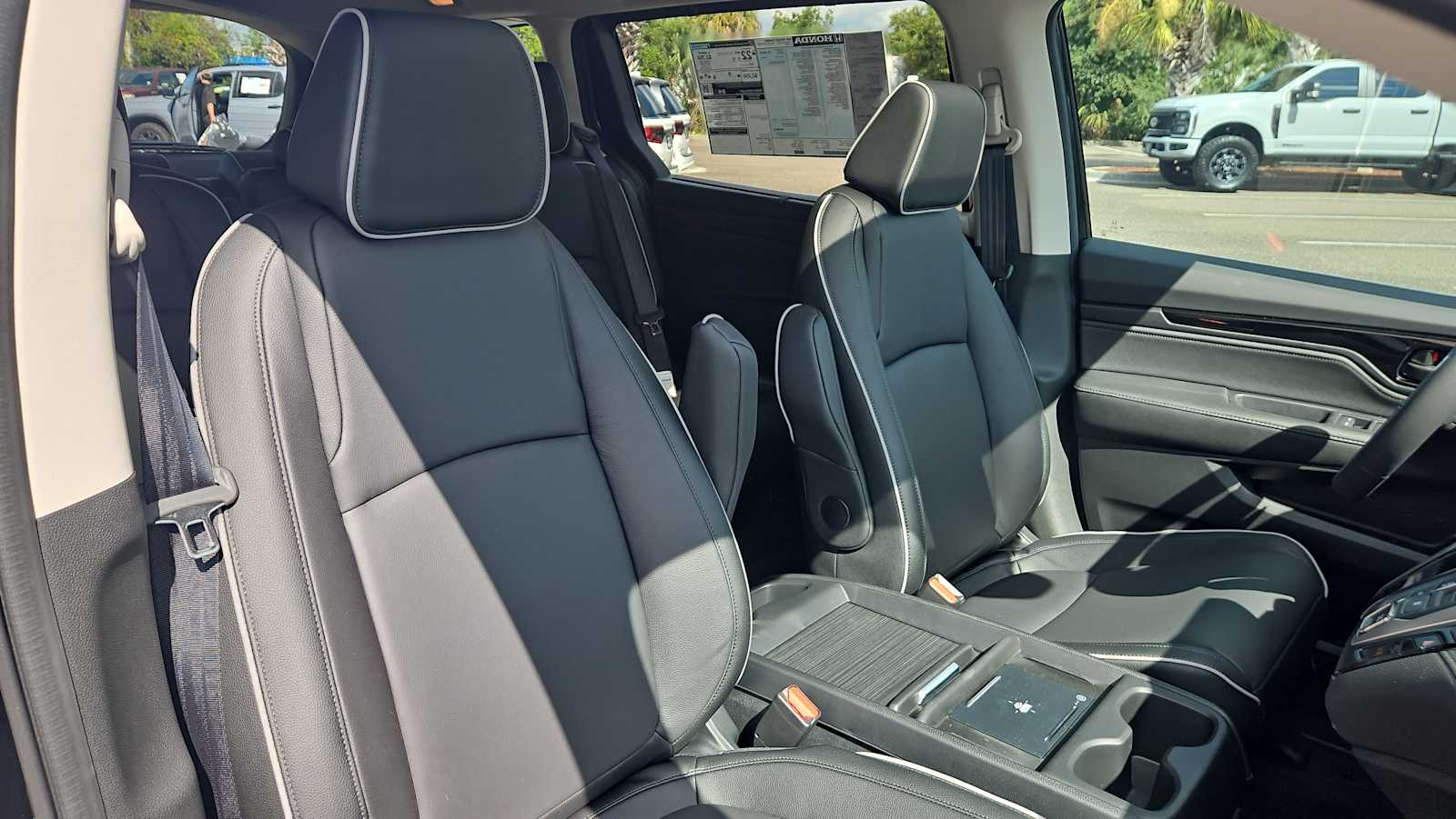 2026 Honda Odyssey Touring - Photo 26