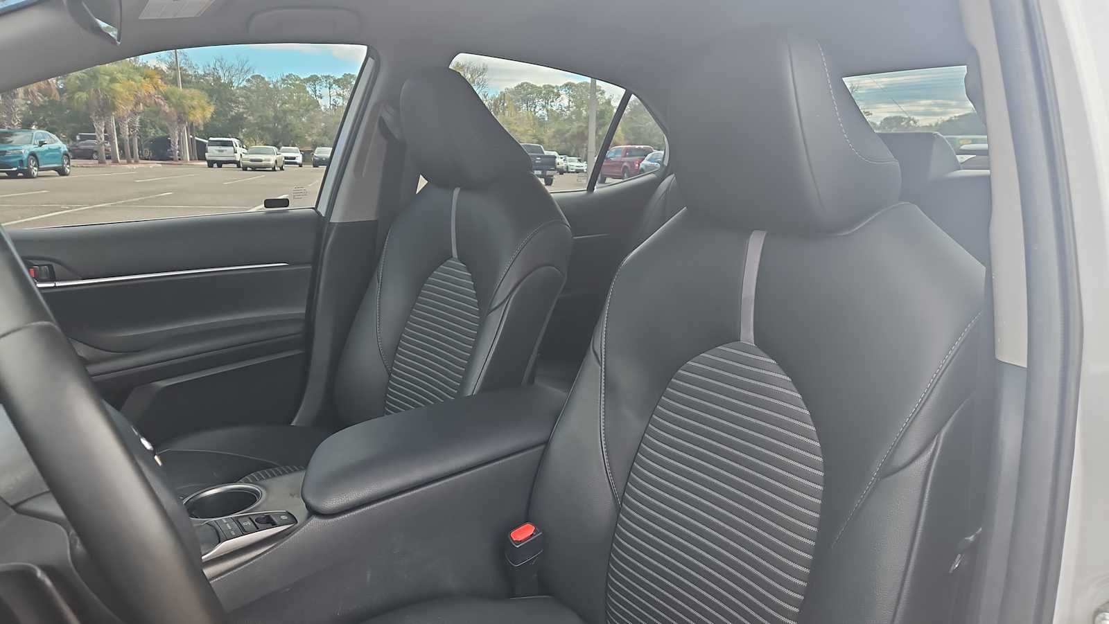 Thumbnail: 2023 Toyota Camry - 13