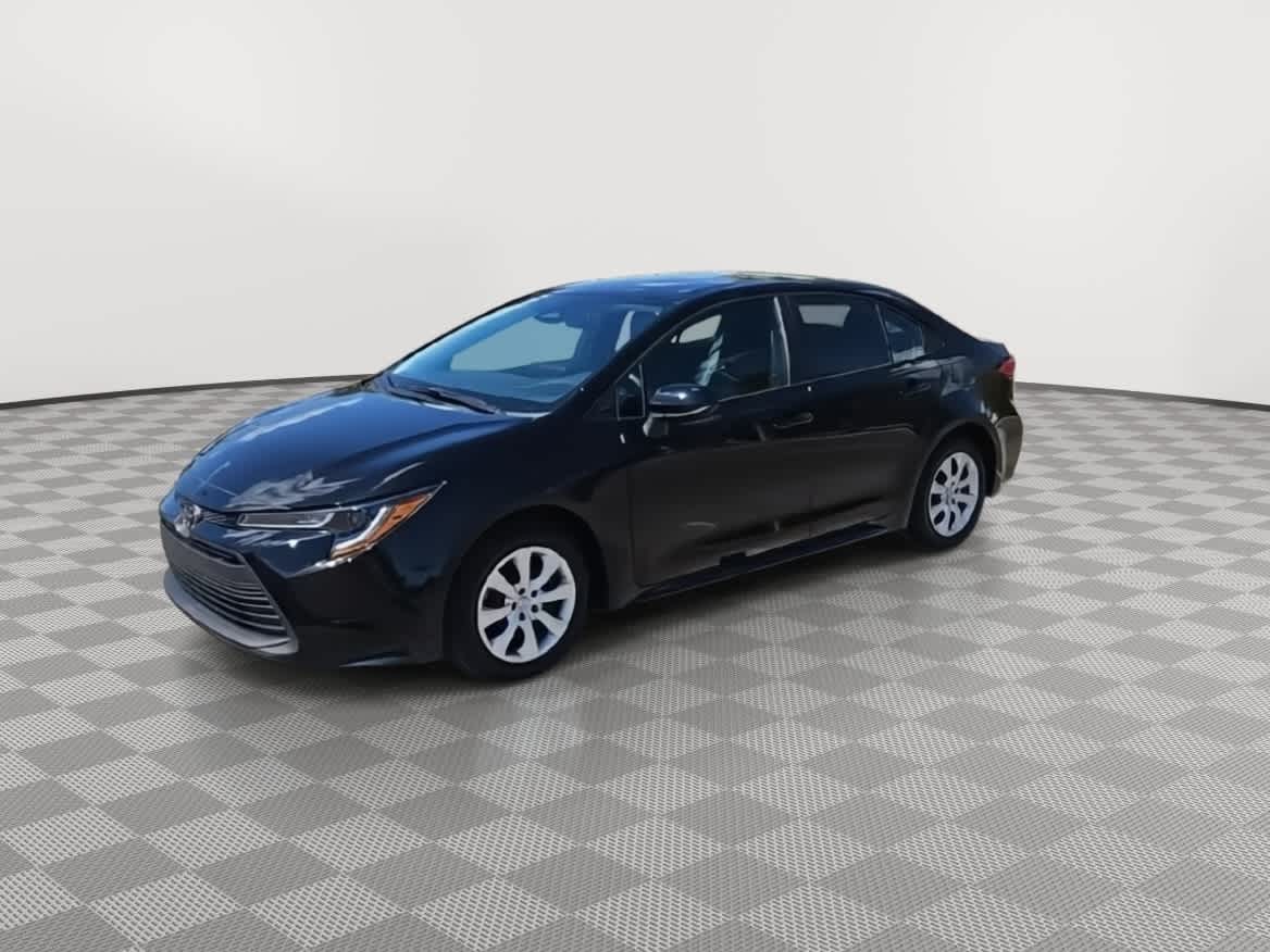 Thumbnail: 2025 Toyota Corolla - 4