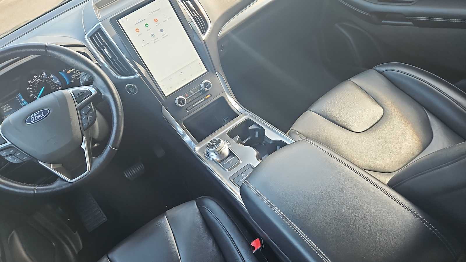 Thumbnail: 2022 Ford Edge - 22