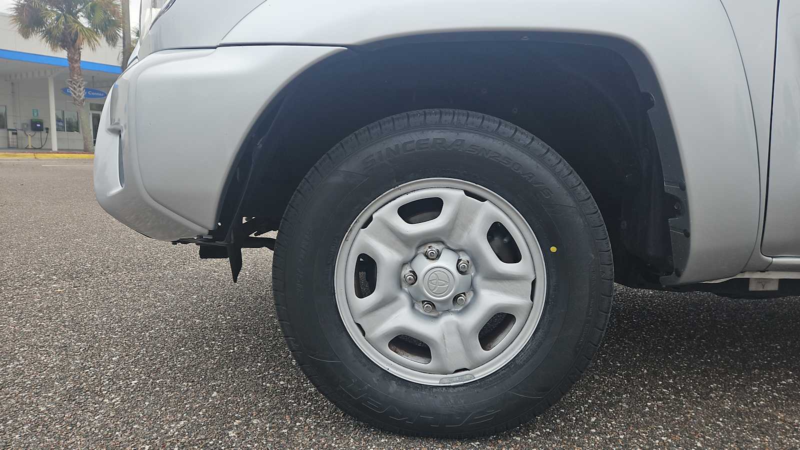 Thumbnail: 2012 Toyota Tacoma - 18