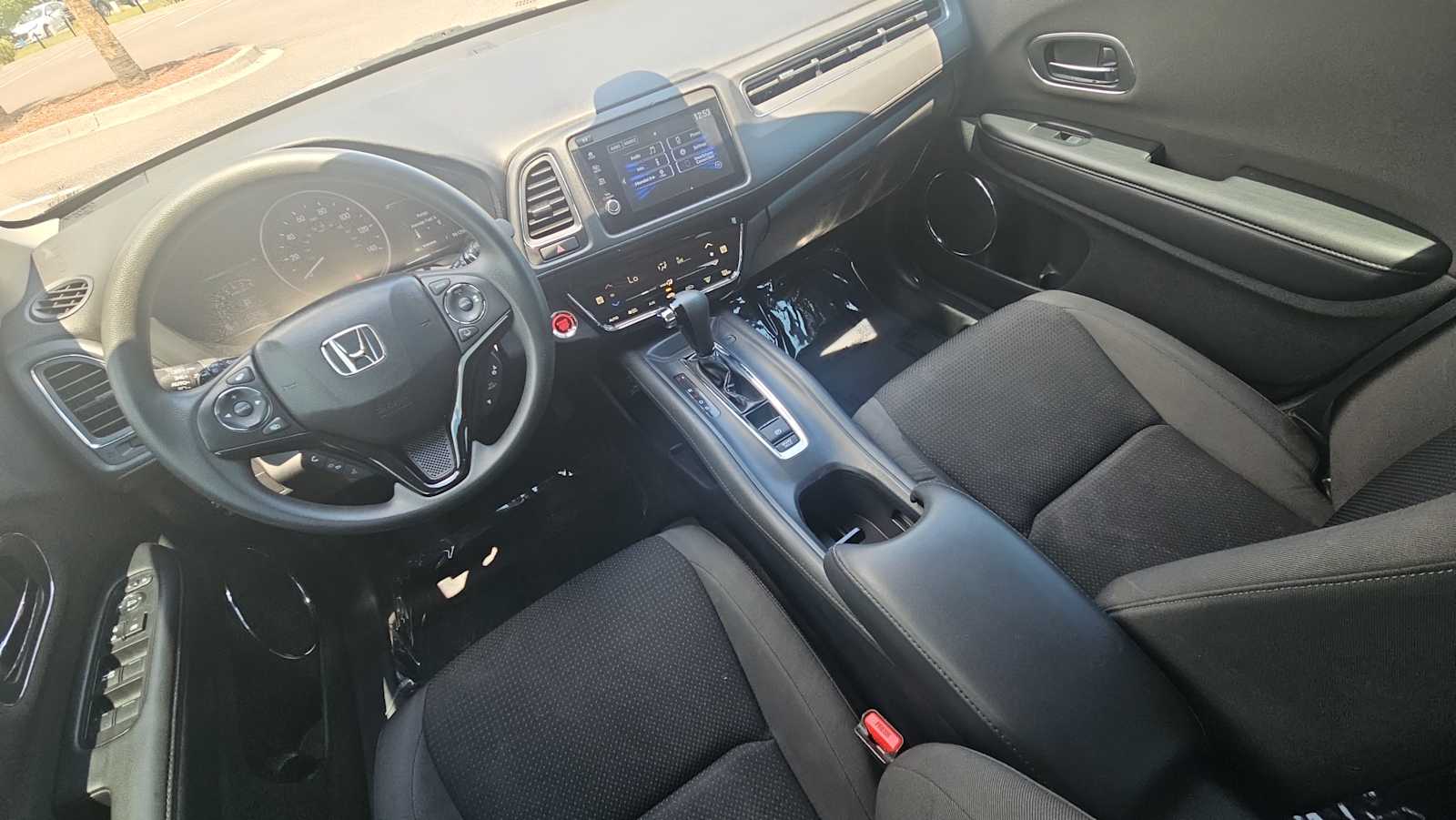 Thumbnail: 2019 Honda HR-V - 23