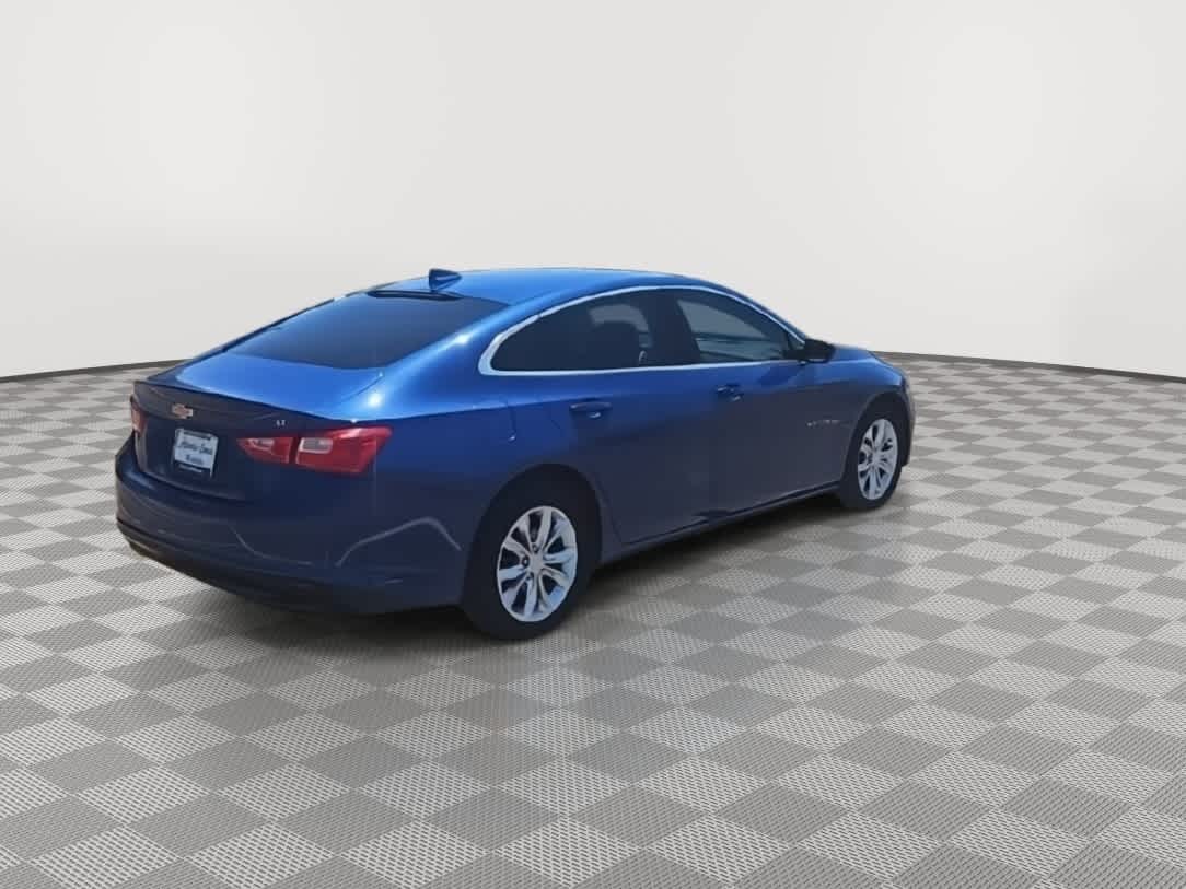 Thumbnail: 2023 Chevrolet Malibu - 8