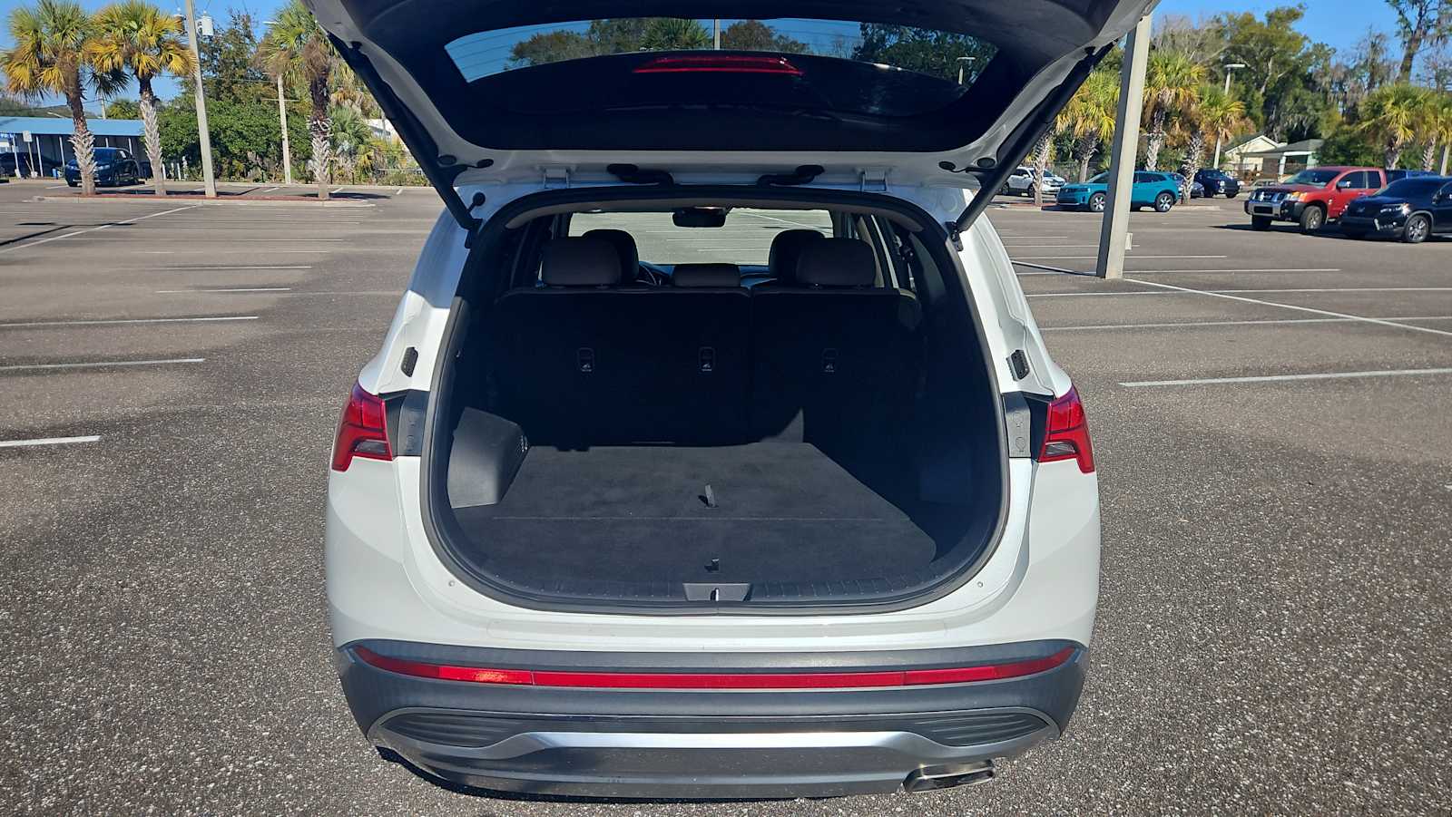 Thumbnail: 2022 Hyundai Santa Fe - 21