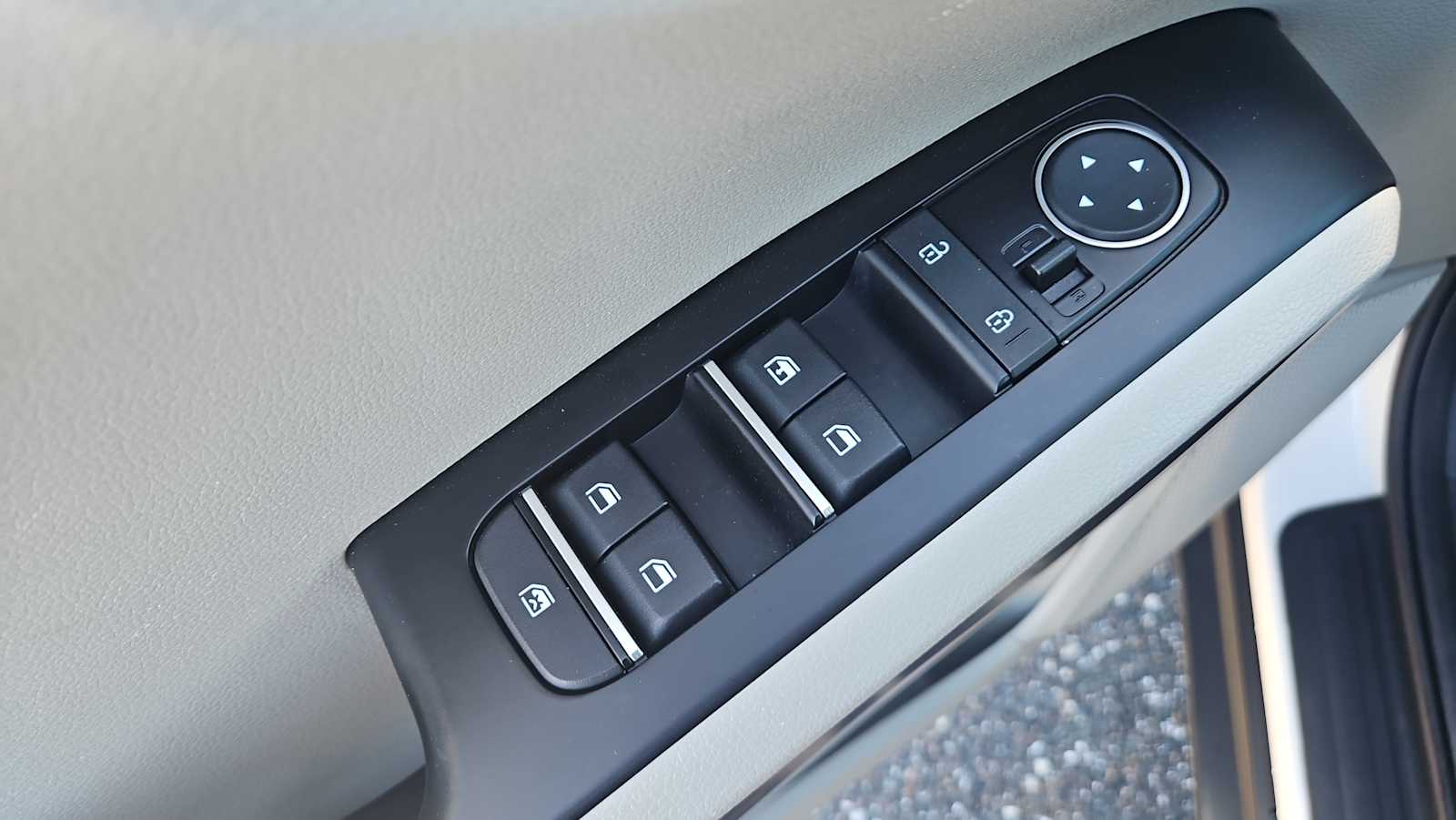 Thumbnail: 2022 Kia Soul - 15