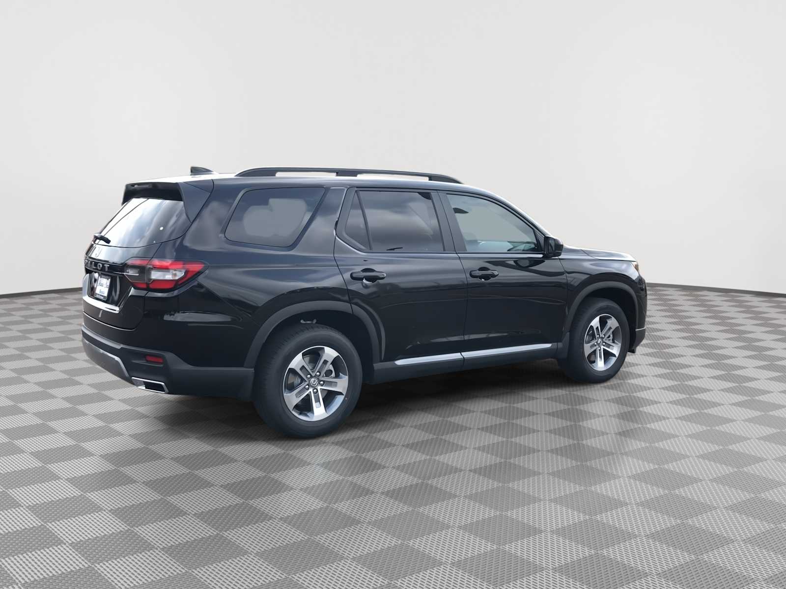 Thumbnail: 2026 Honda Pilot - 8