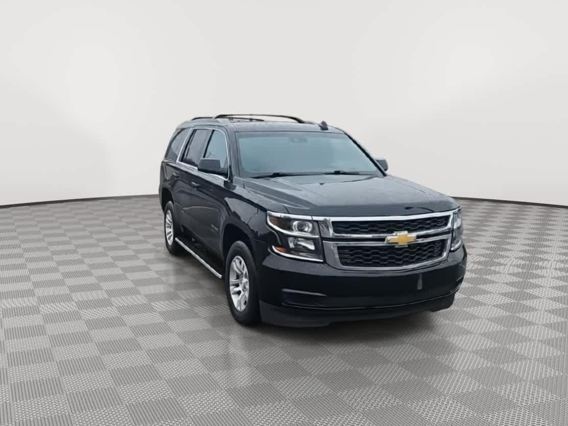 Thumbnail: 2019 Chevrolet Tahoe - 2