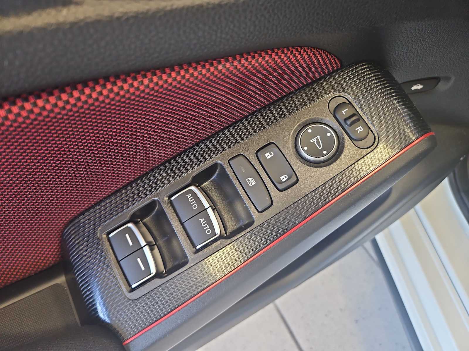 2025 Honda Civic Si 14