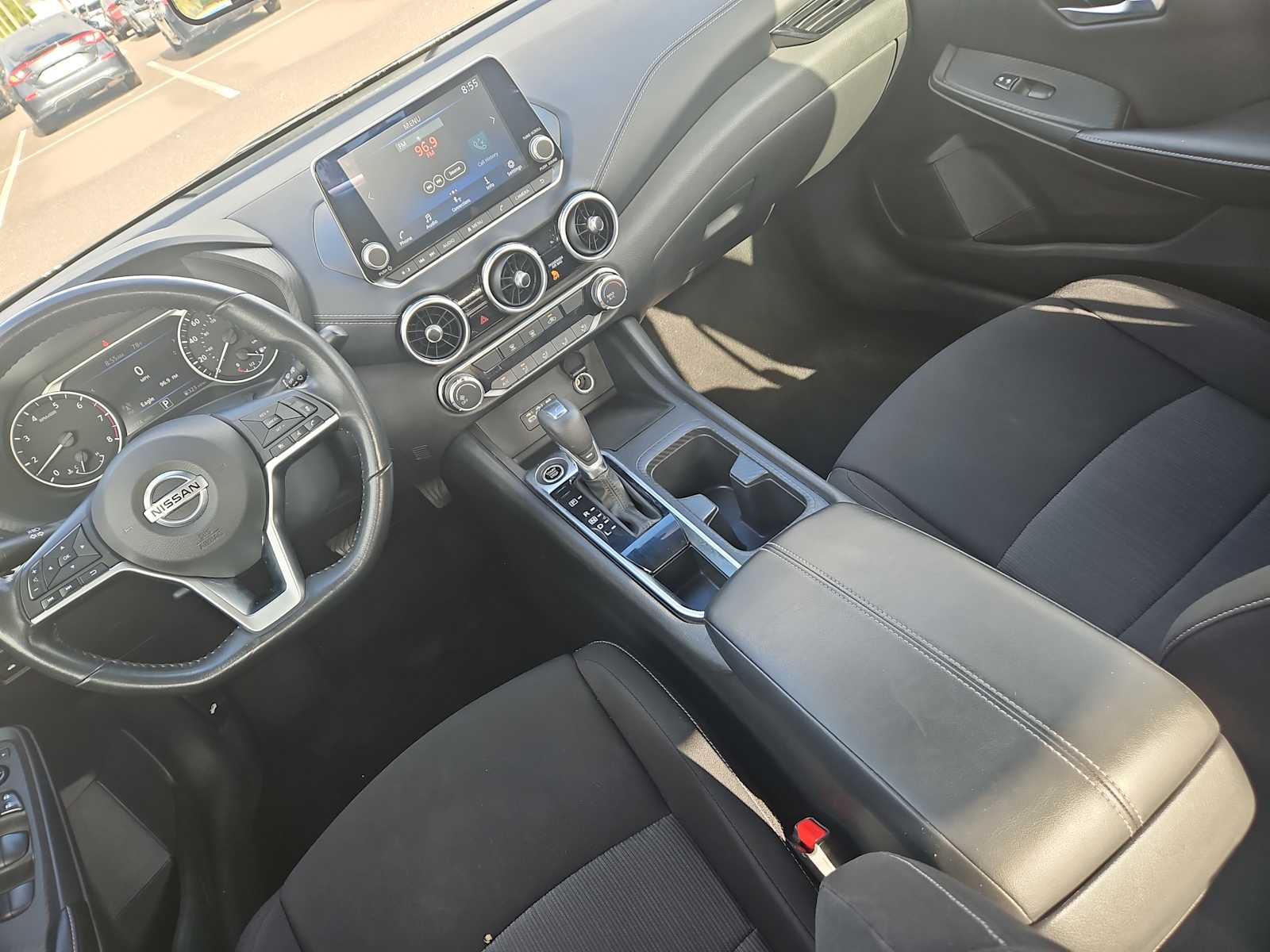 Thumbnail: 2022 Nissan Sentra - 22