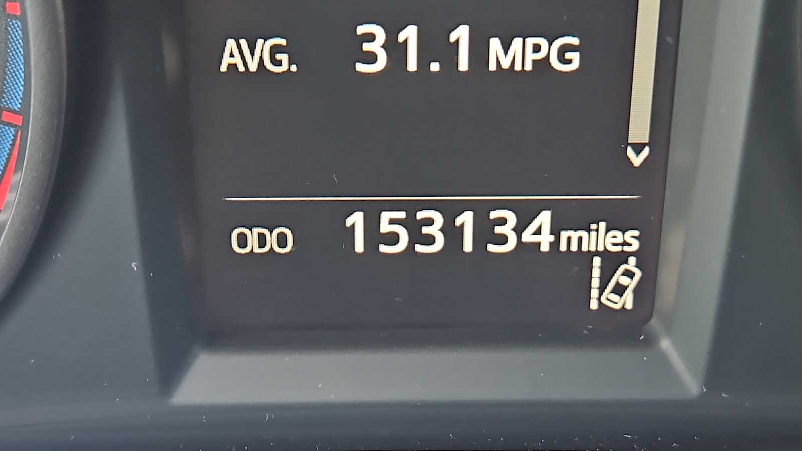 Thumbnail: 2017 Toyota RAV4 - 10