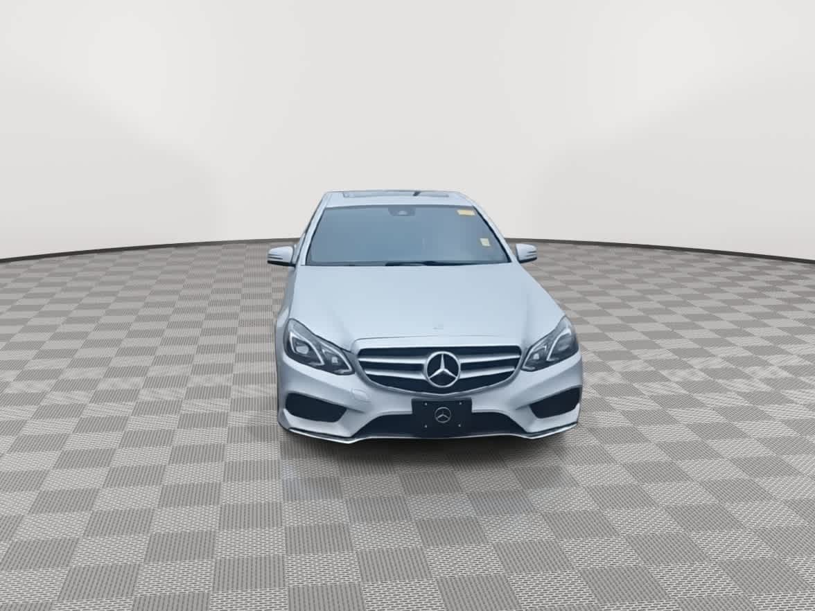 2015 Mercedes Benz E 350 Sport photo 3