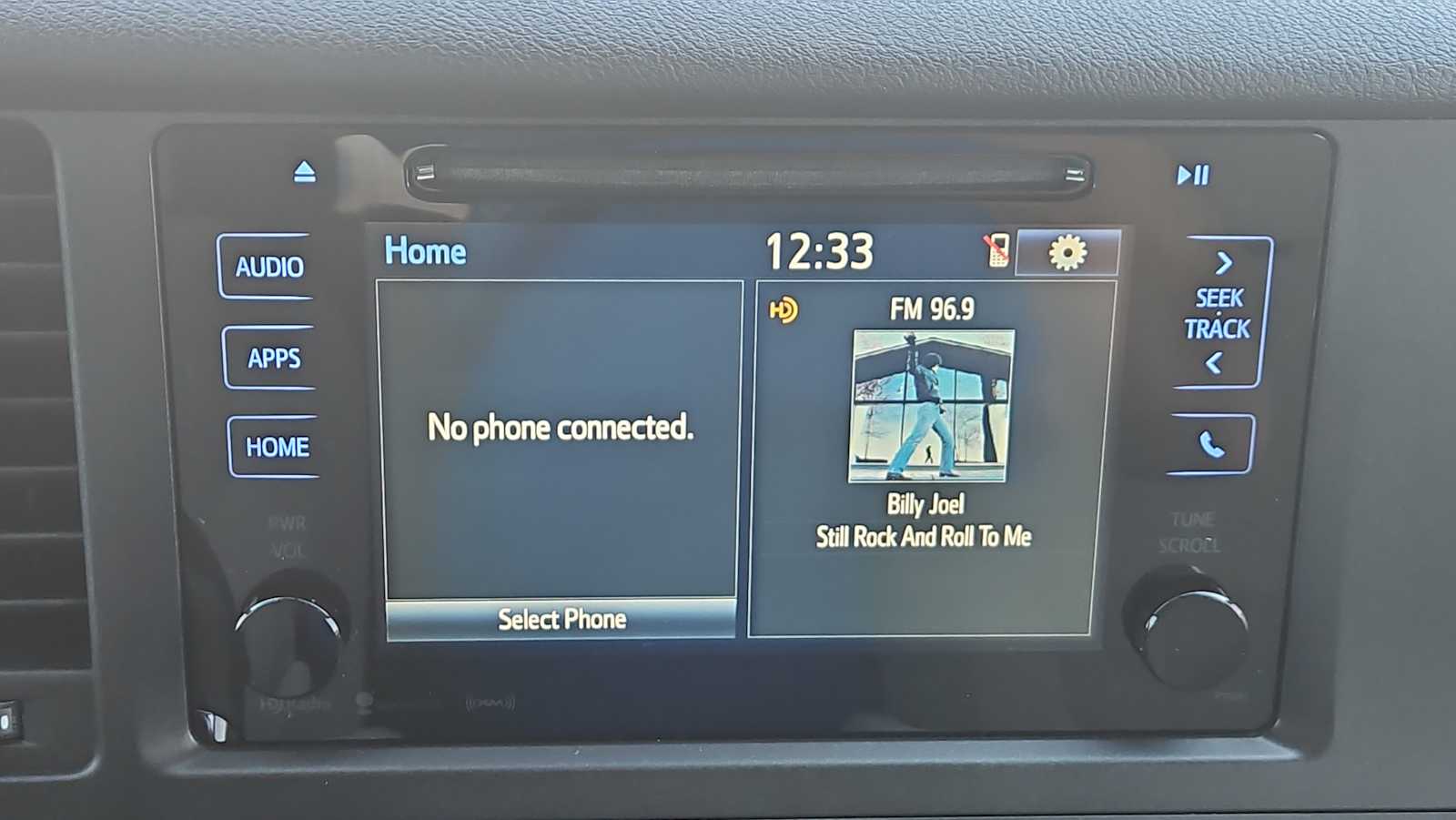 Thumbnail: 2017 Toyota Sienna - 19