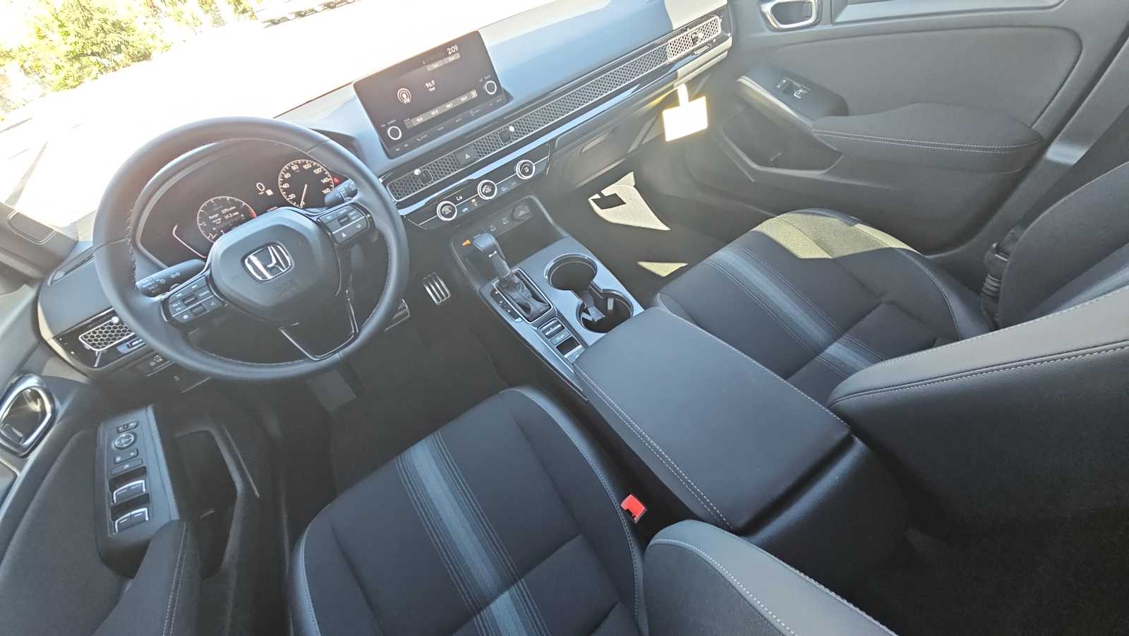 Thumbnail: 2025 Honda Civic - 21