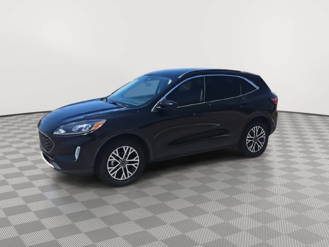 Thumbnail: 2021 Ford Escape - 4