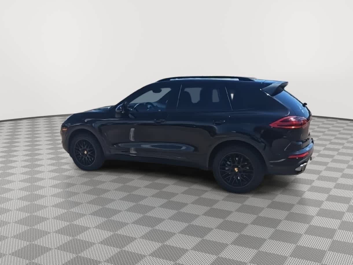 Thumbnail: 2017 Porsche Cayenne - 6