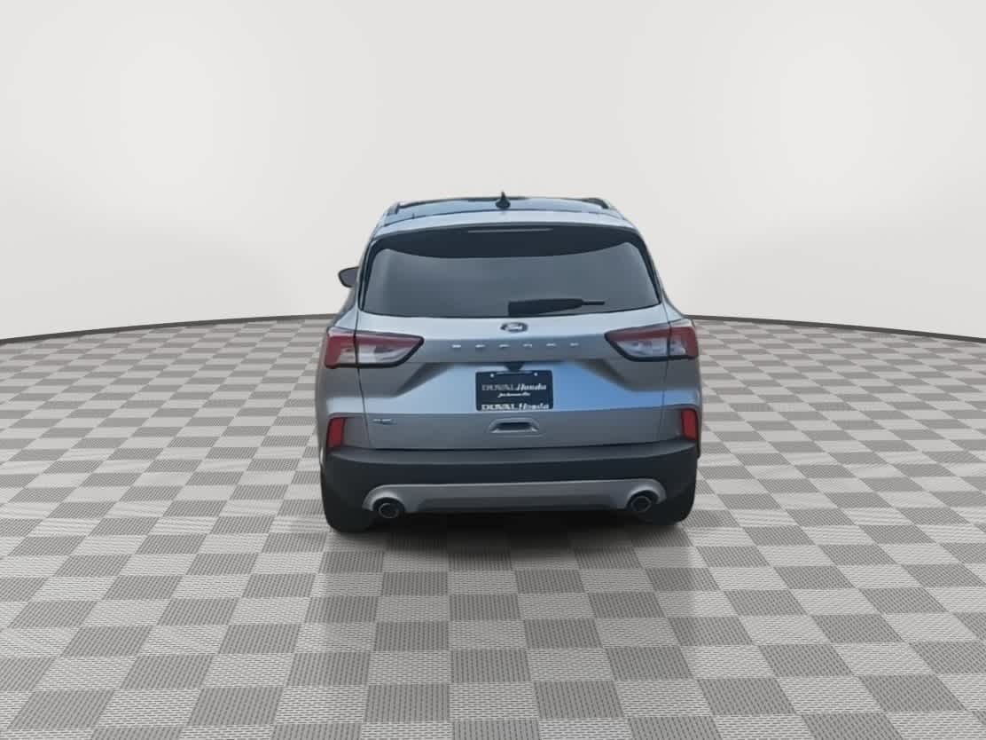 Thumbnail: 2022 Ford Escape - 7