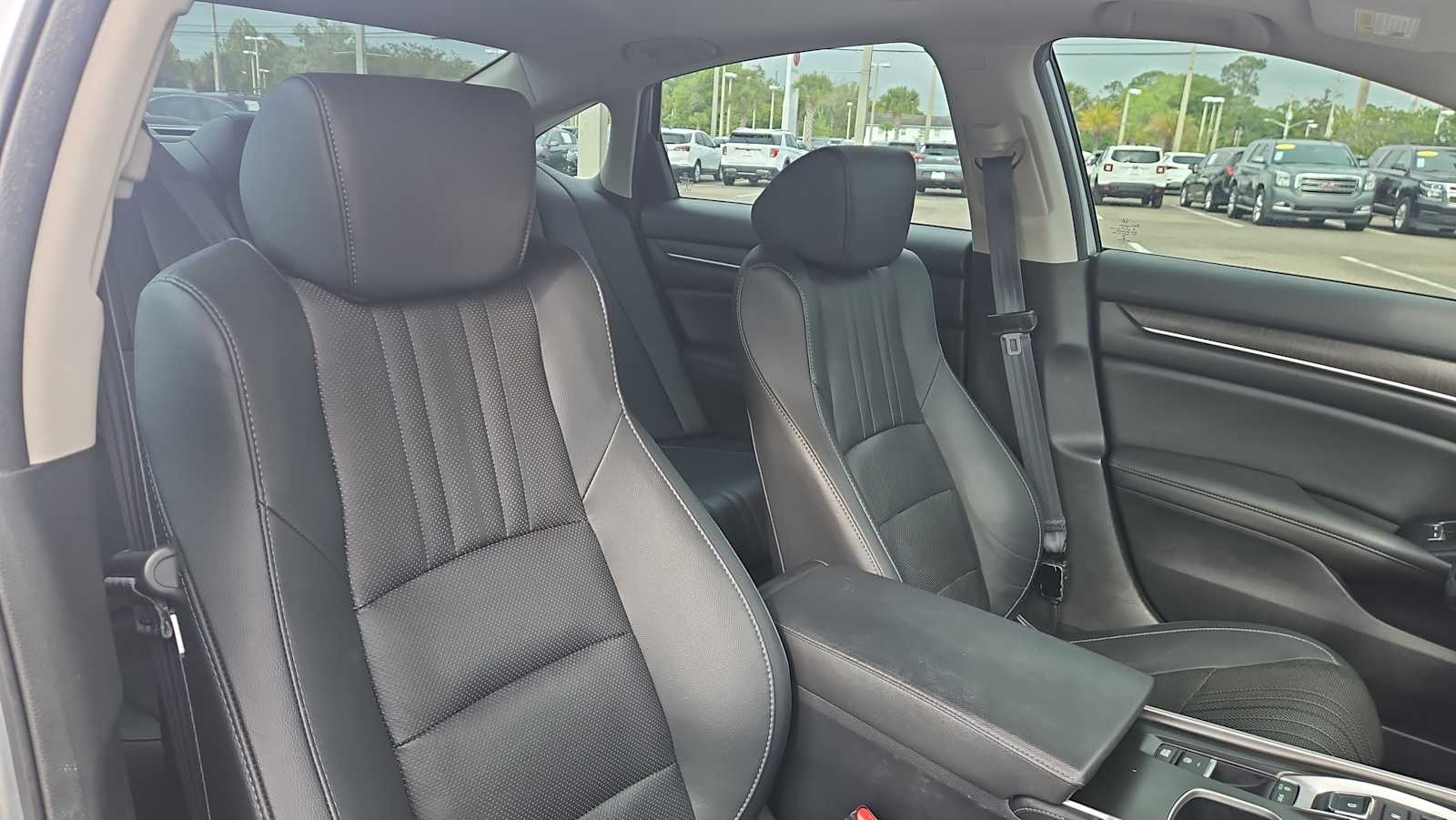 Thumbnail: 2019 Honda Accord - 26