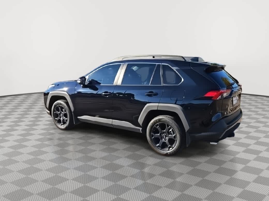 Thumbnail: 2022 Toyota RAV4 - 6