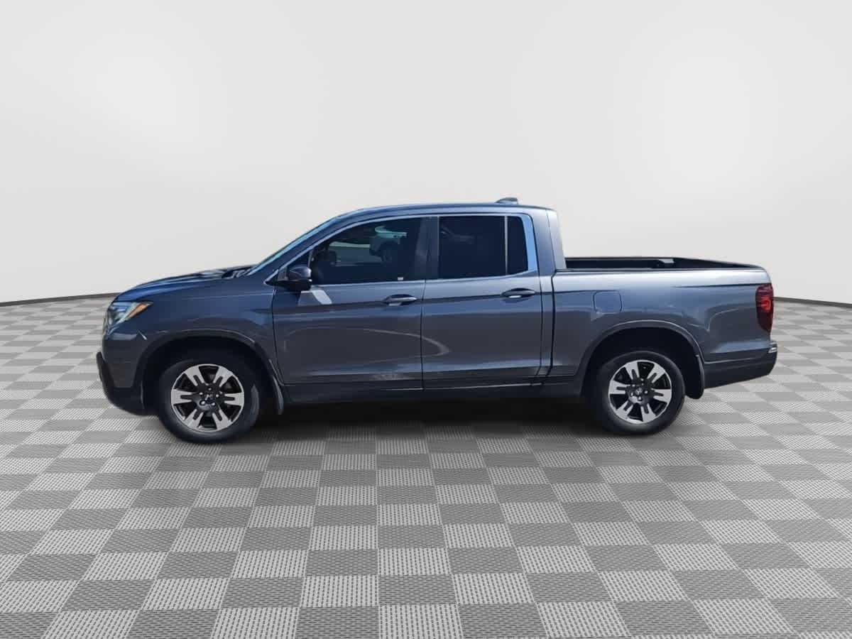 Thumbnail: 2017 Honda Ridgeline - 5
