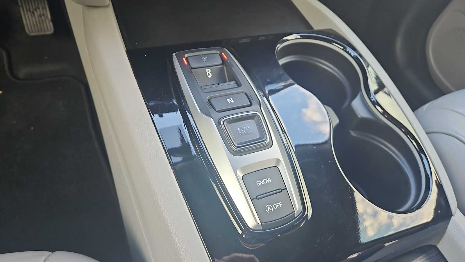 Thumbnail: 2019 Honda Pilot - 22