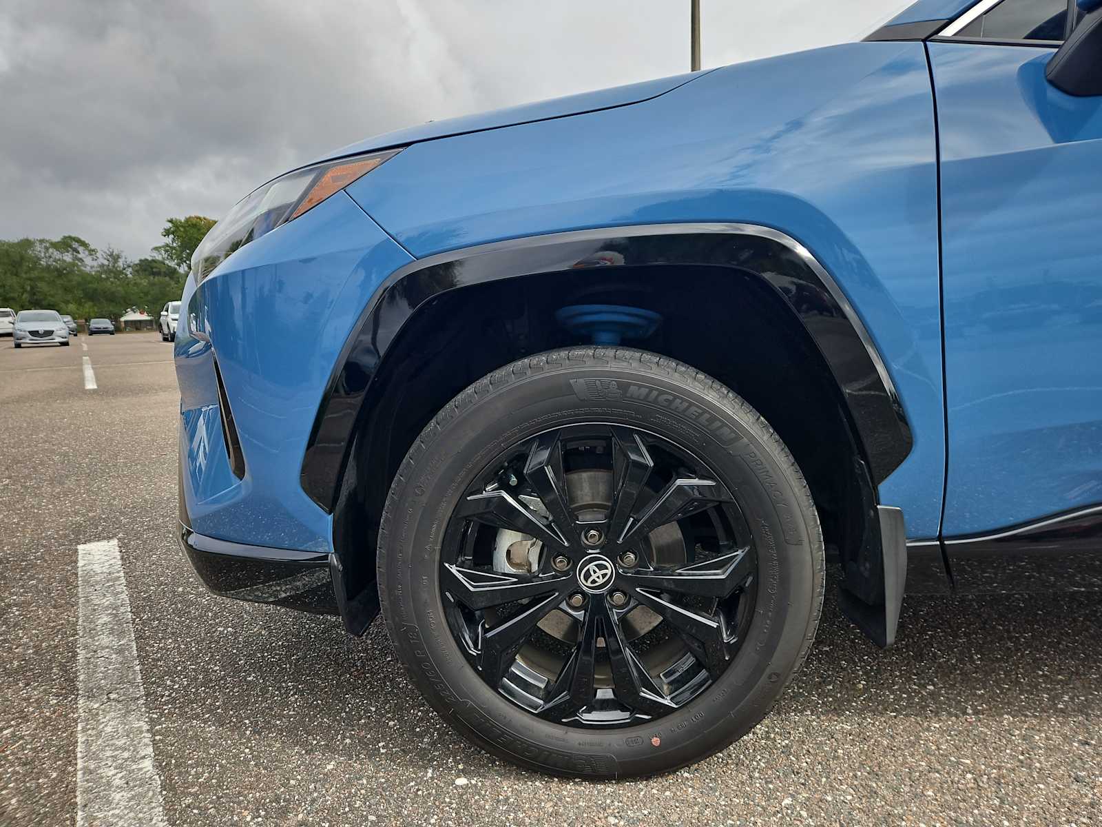 Thumbnail: 2023 Toyota RAV4 - 18
