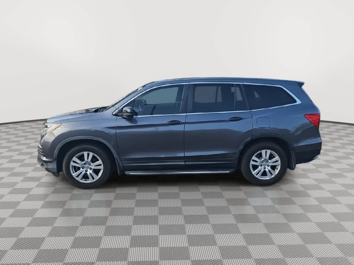 Thumbnail: 2016 Honda Pilot - 5