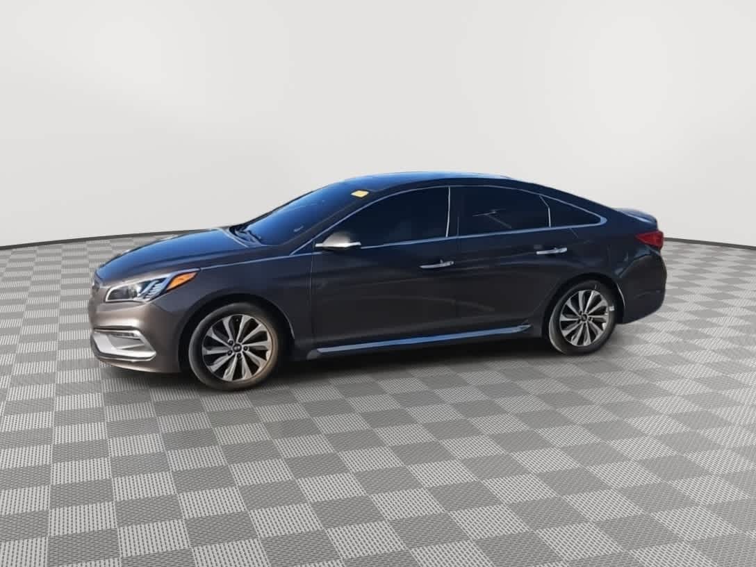 2017 Hyundai Sonata Sport photo 3