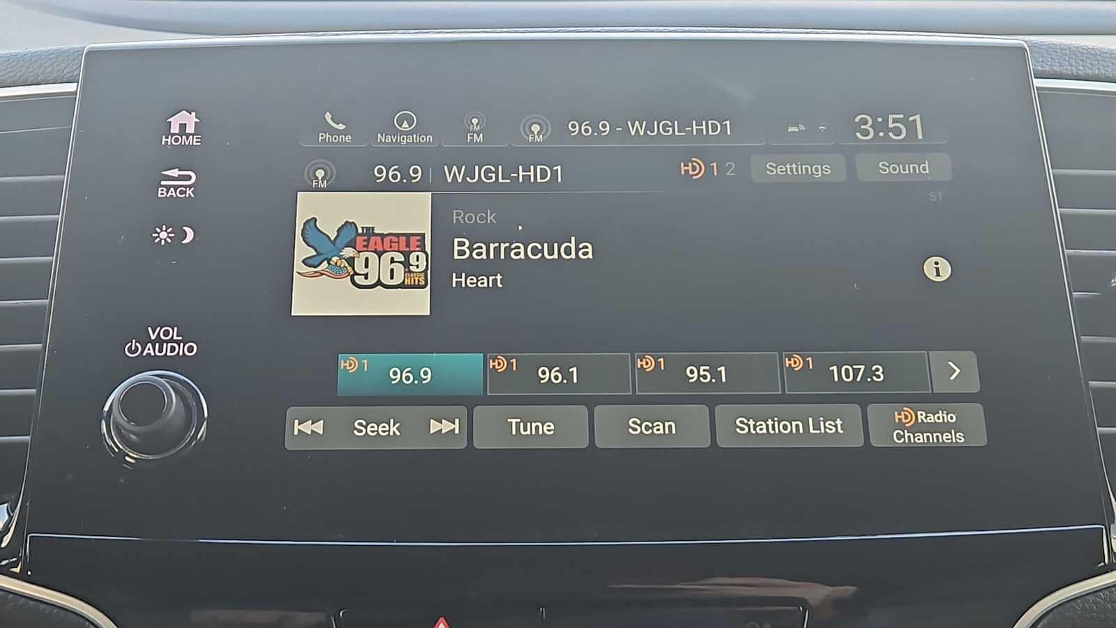 Thumbnail: 2019 Honda Pilot - 12