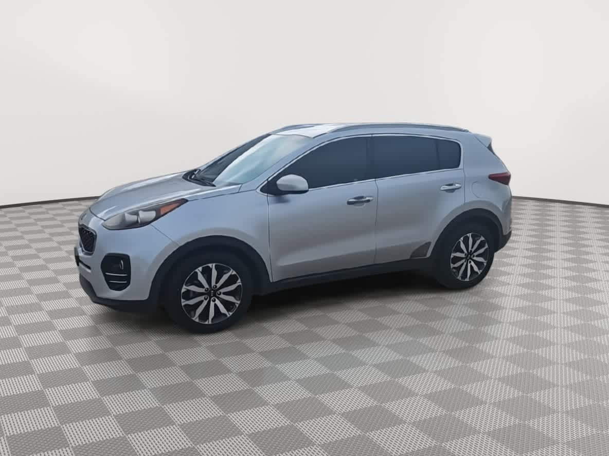 Thumbnail: 2017 Kia Sportage - 4