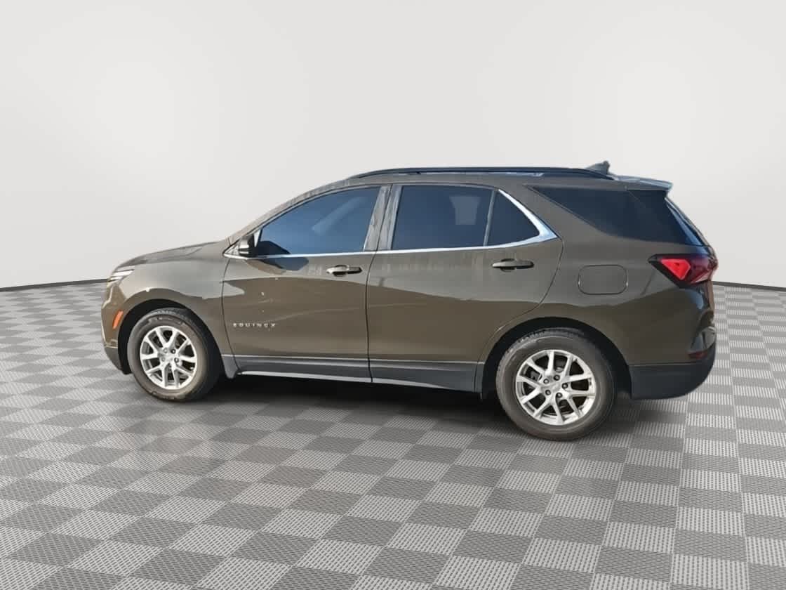 Thumbnail: 2023 Chevrolet Equinox - 6