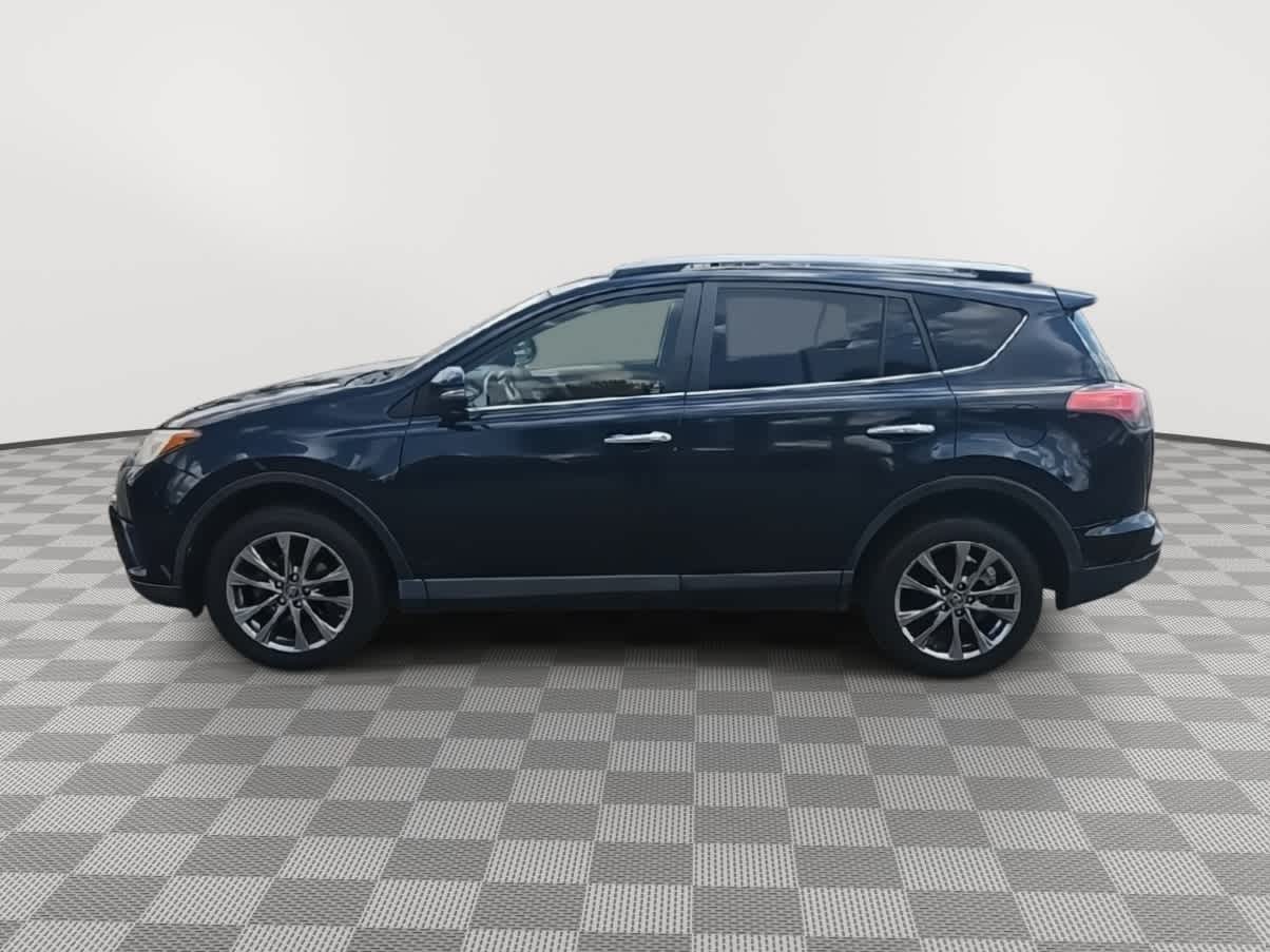 Thumbnail: 2017 Toyota RAV4 - 5