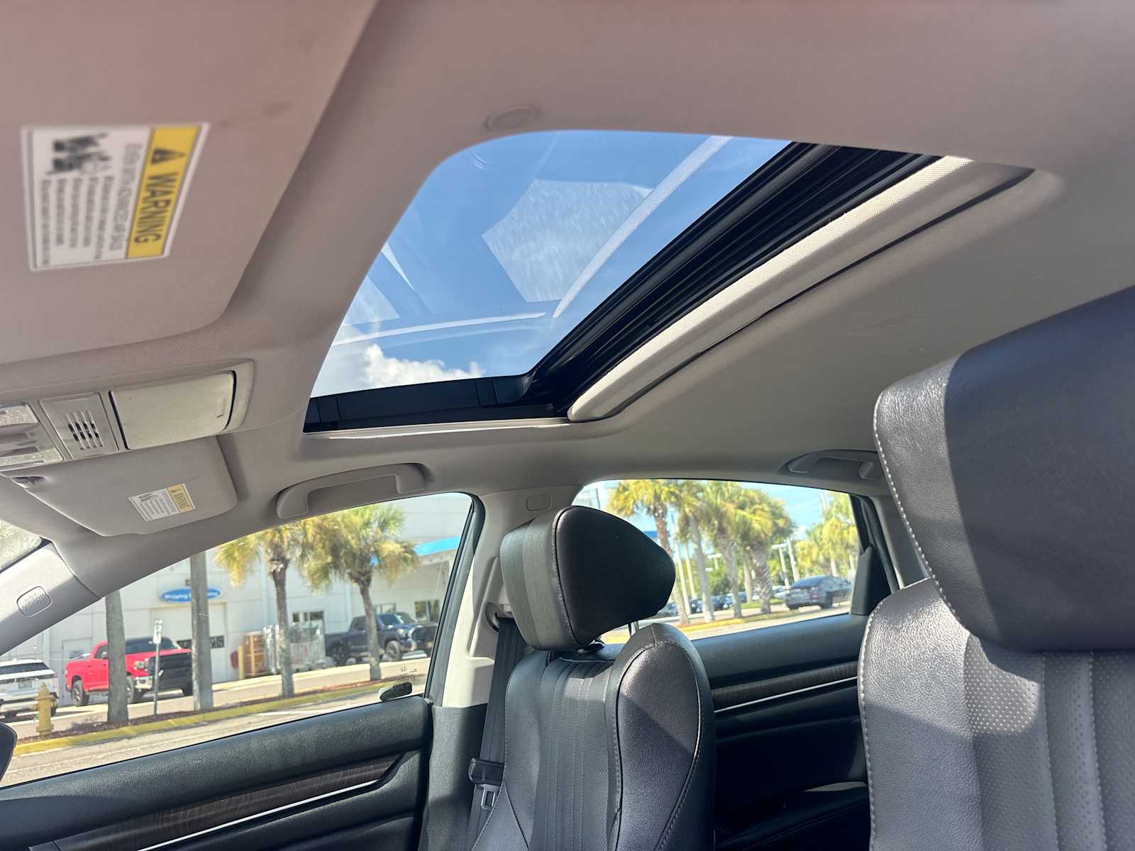 Thumbnail: 2019 Honda Accord - 15