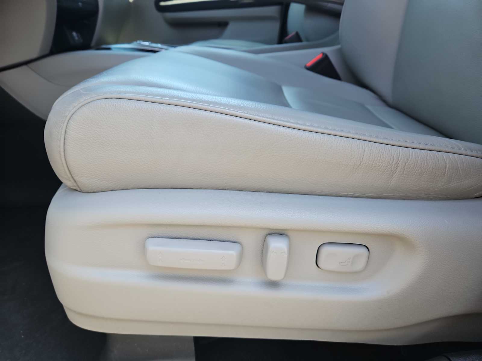 Thumbnail: 2022 Honda Pilot - 14
