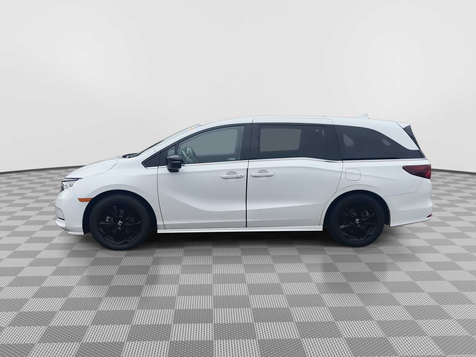 Thumbnail: 2023 Honda Odyssey - 5