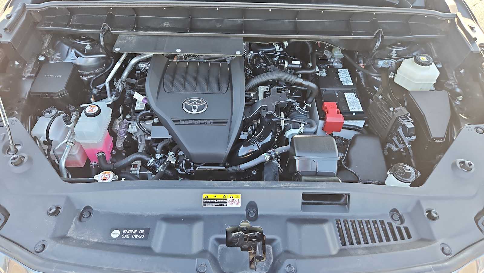 Thumbnail: 2023 Toyota Highlander - 18