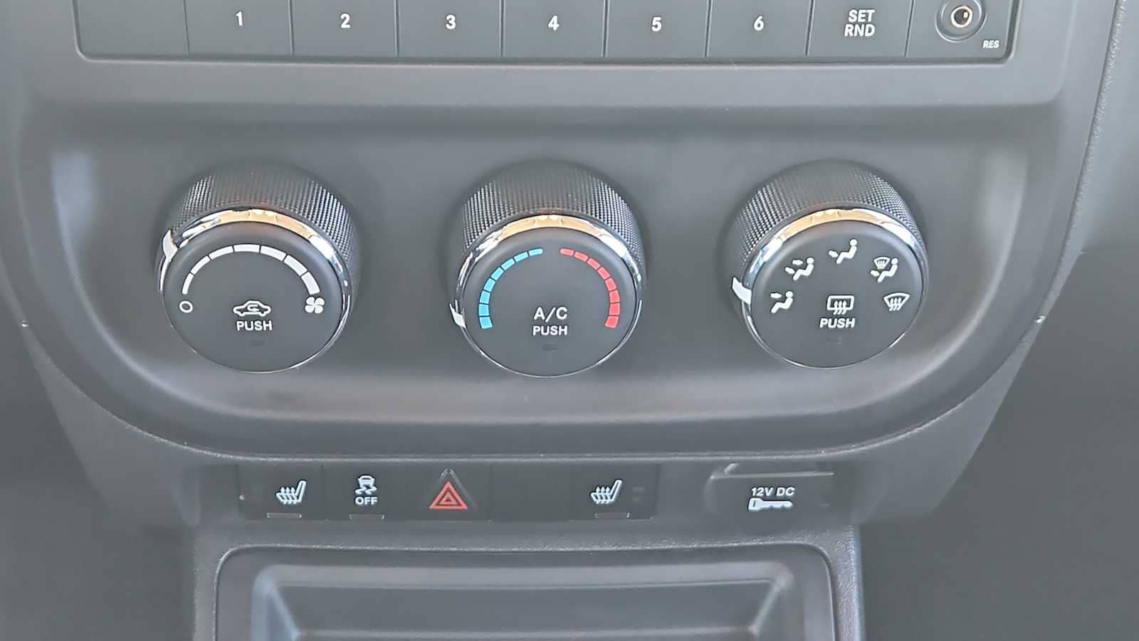 Thumbnail: 2012 Jeep Patriot - 17