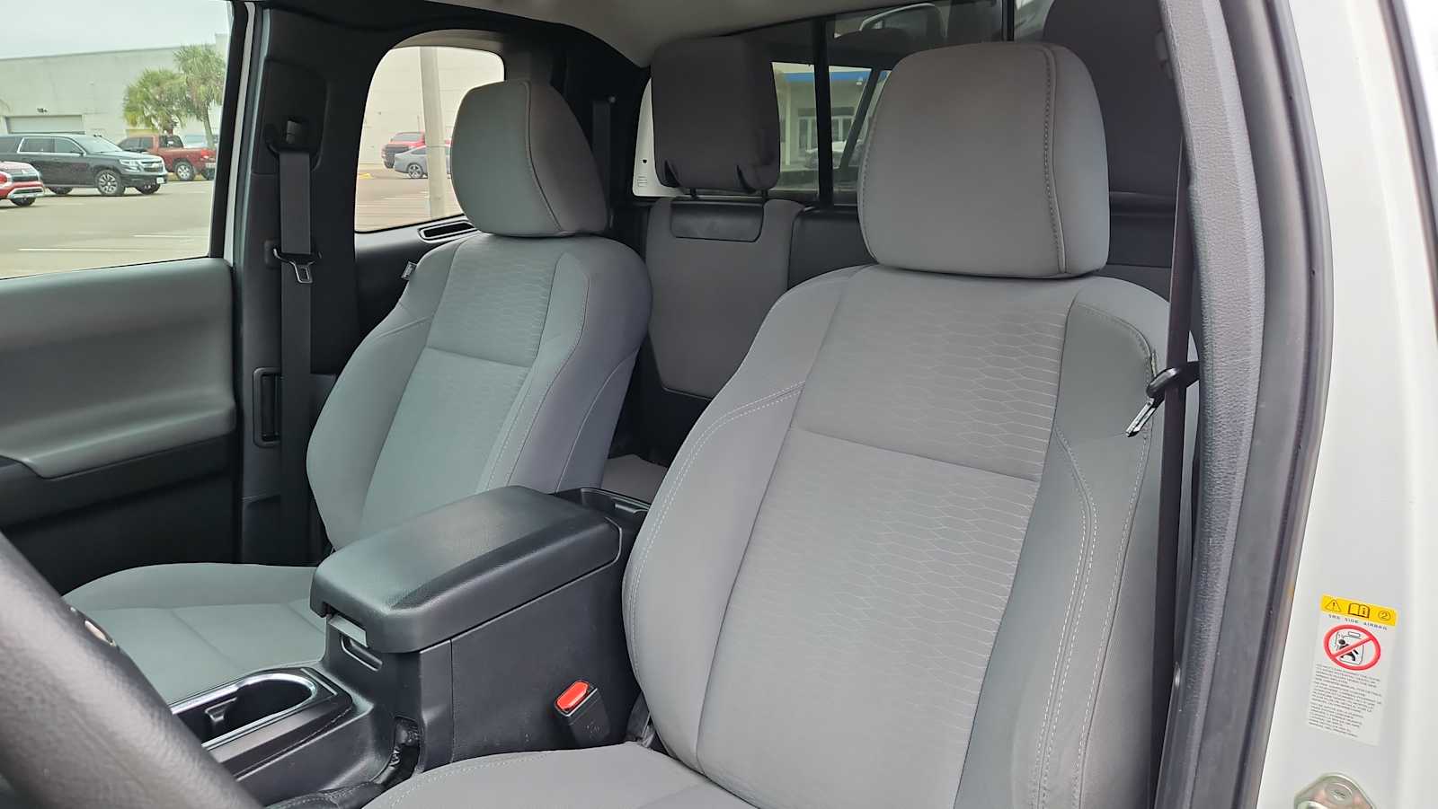 Thumbnail: 2019 Toyota Tacoma - 14