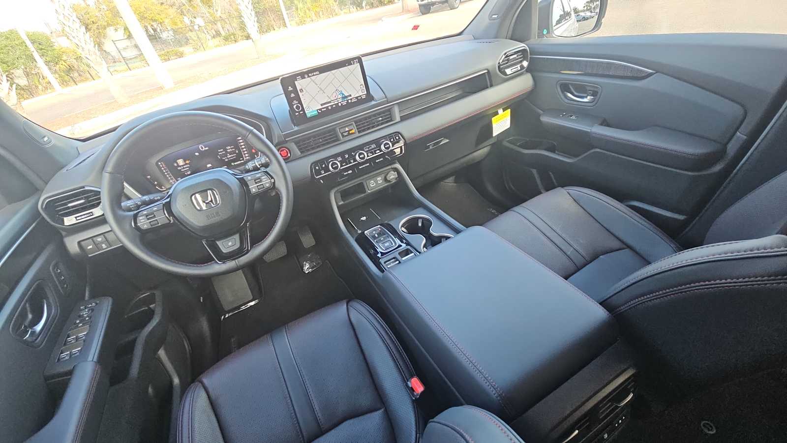 Thumbnail: 2025 Honda Pilot - 23