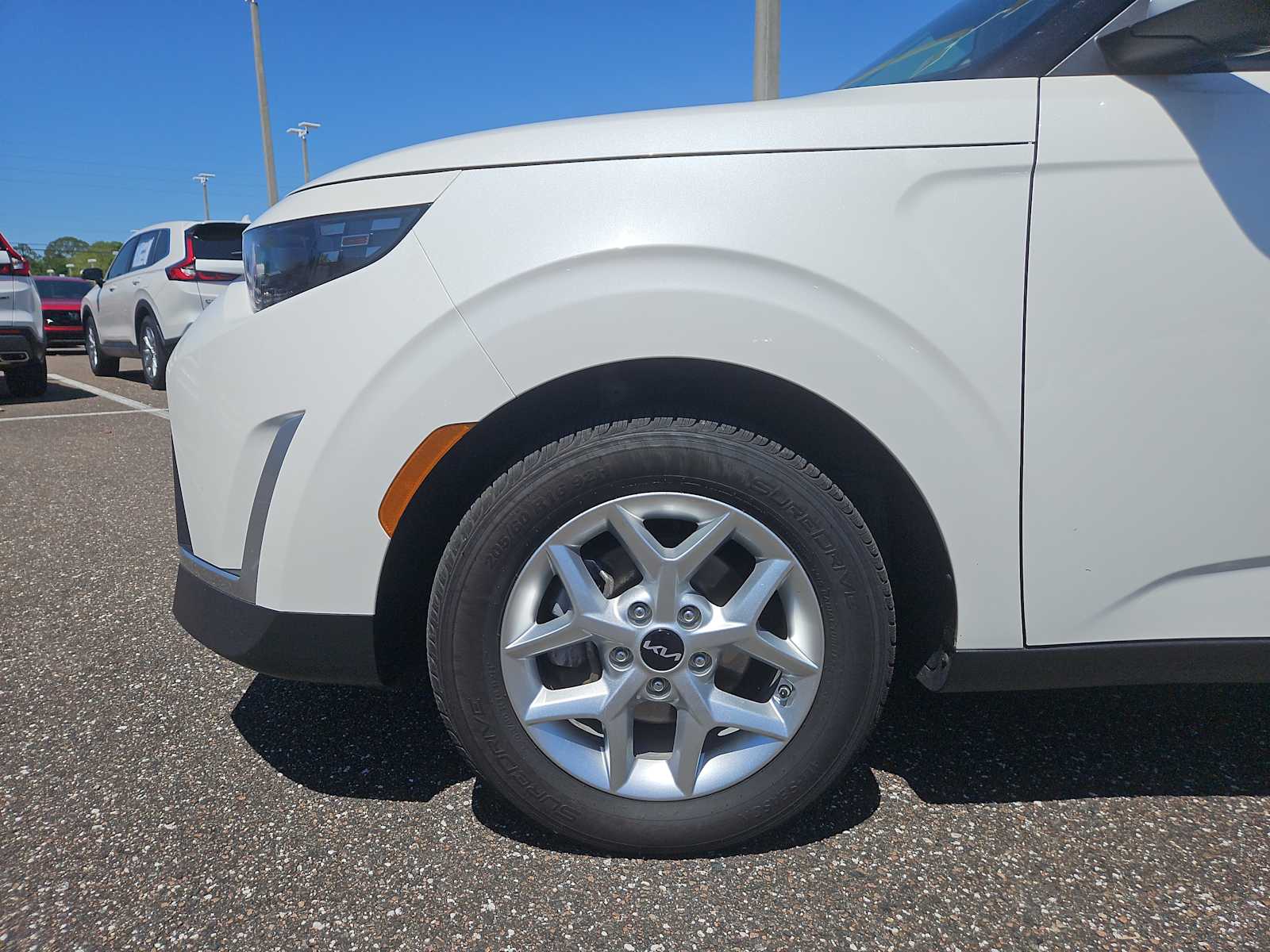 2023 Kia Soul LX 18