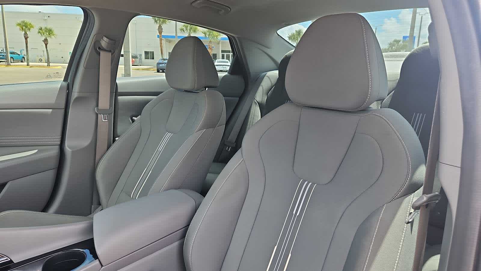 Thumbnail: 2023 Hyundai Elantra - 13