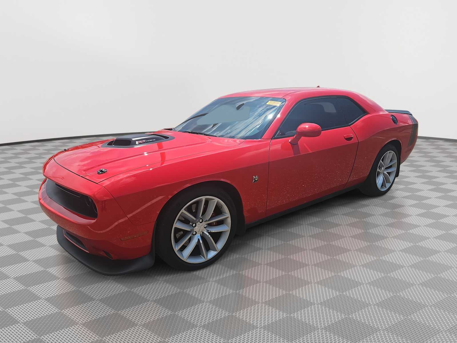 Thumbnail: 2016 Dodge Challenger - 1