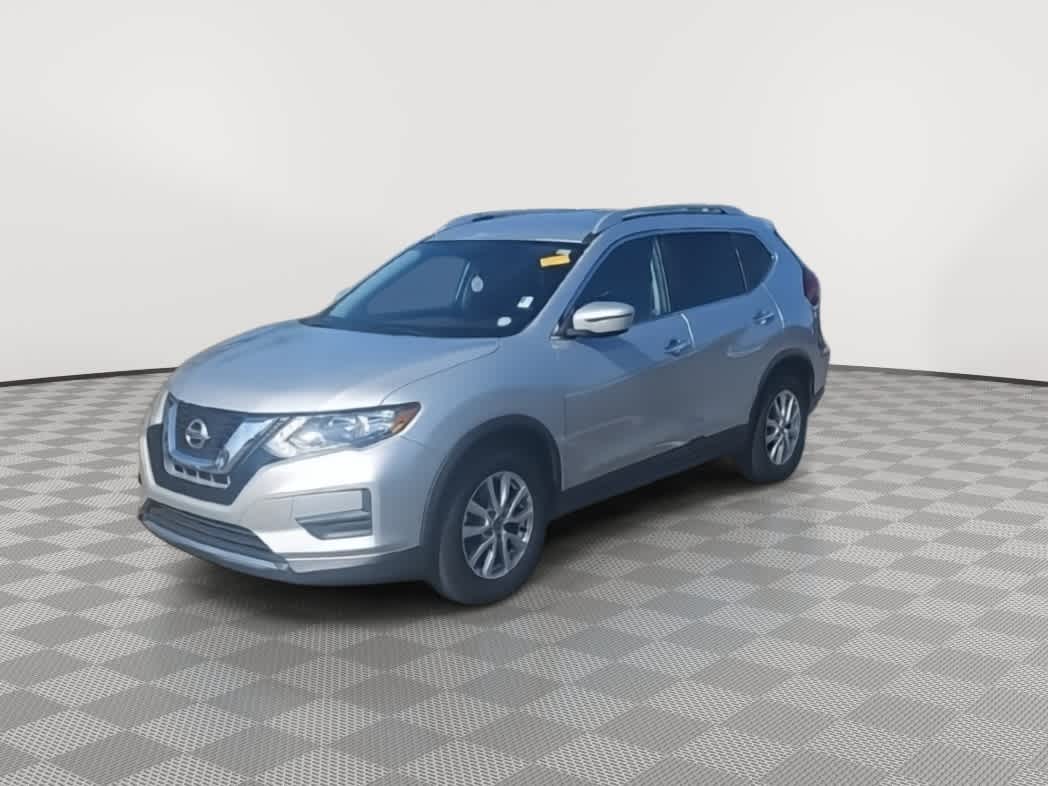 Thumbnail: 2017 Nissan Rogue - 4