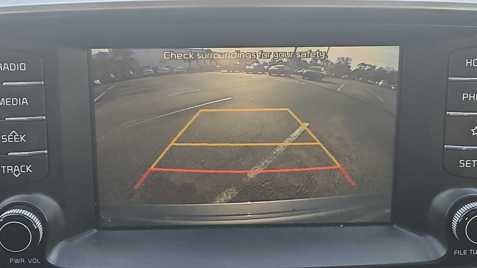 Thumbnail: 2020 Kia Sorento - 23